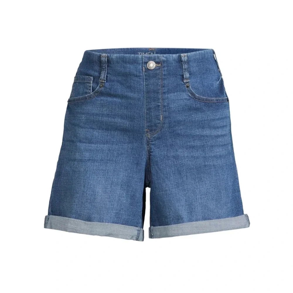 Time and Tru Women's Size 20 Denim Shorts with Cuffed Hem